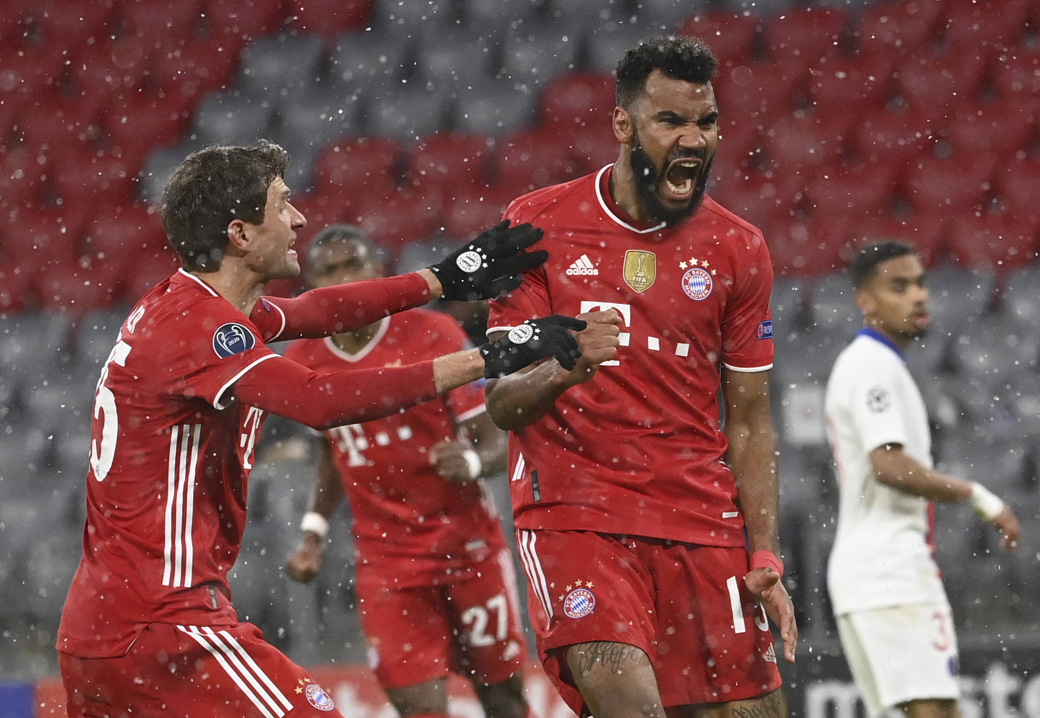 记者：梅努希望租借加盟那不勒斯，像麦克托米奈那样证明自己（记者：梅努有意租借投那不勒斯，欲学麦克托米奈证明自己）