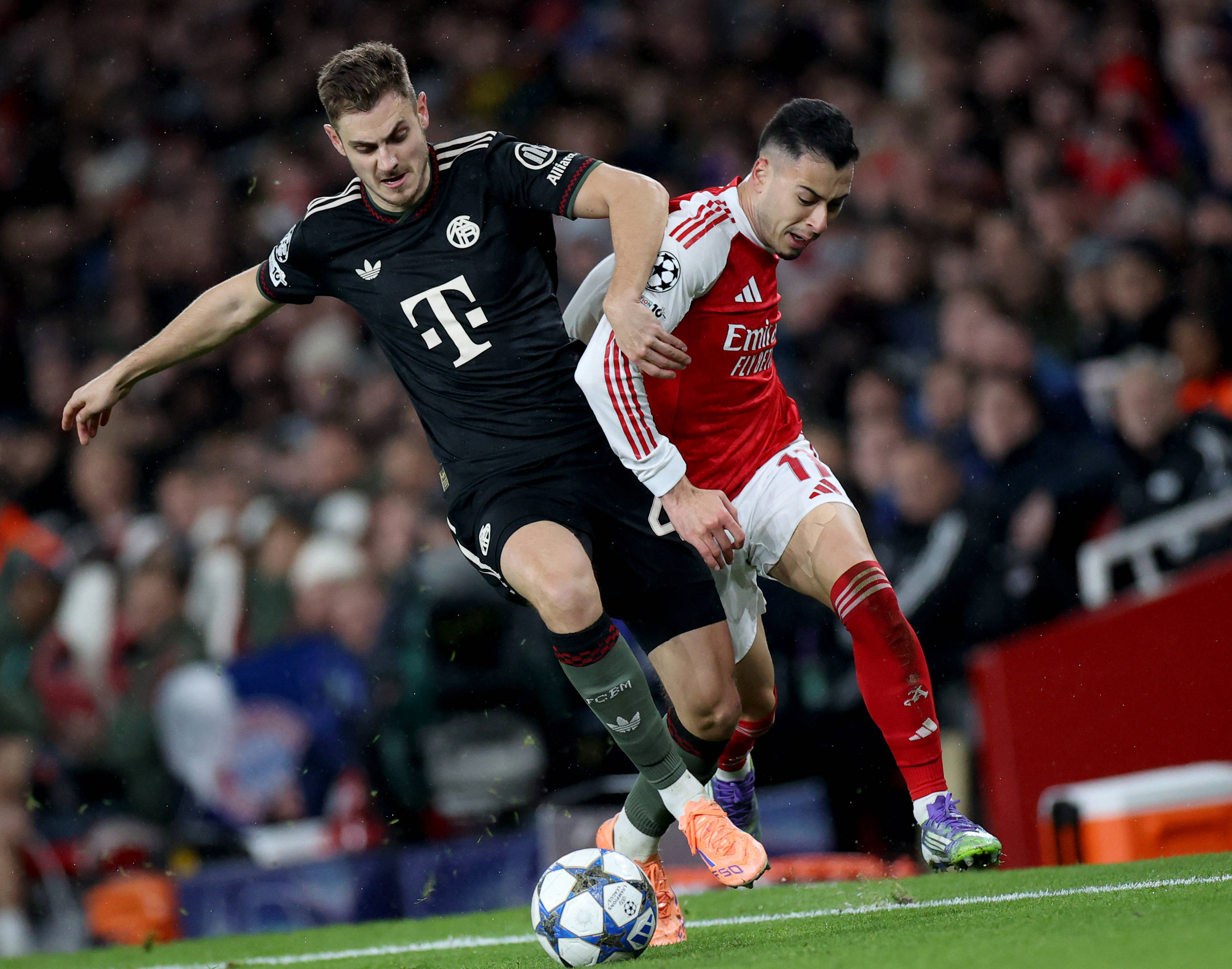 凯尔特人以138-129击败魔术，凭借高命中率和高效进攻取得关键胜利。